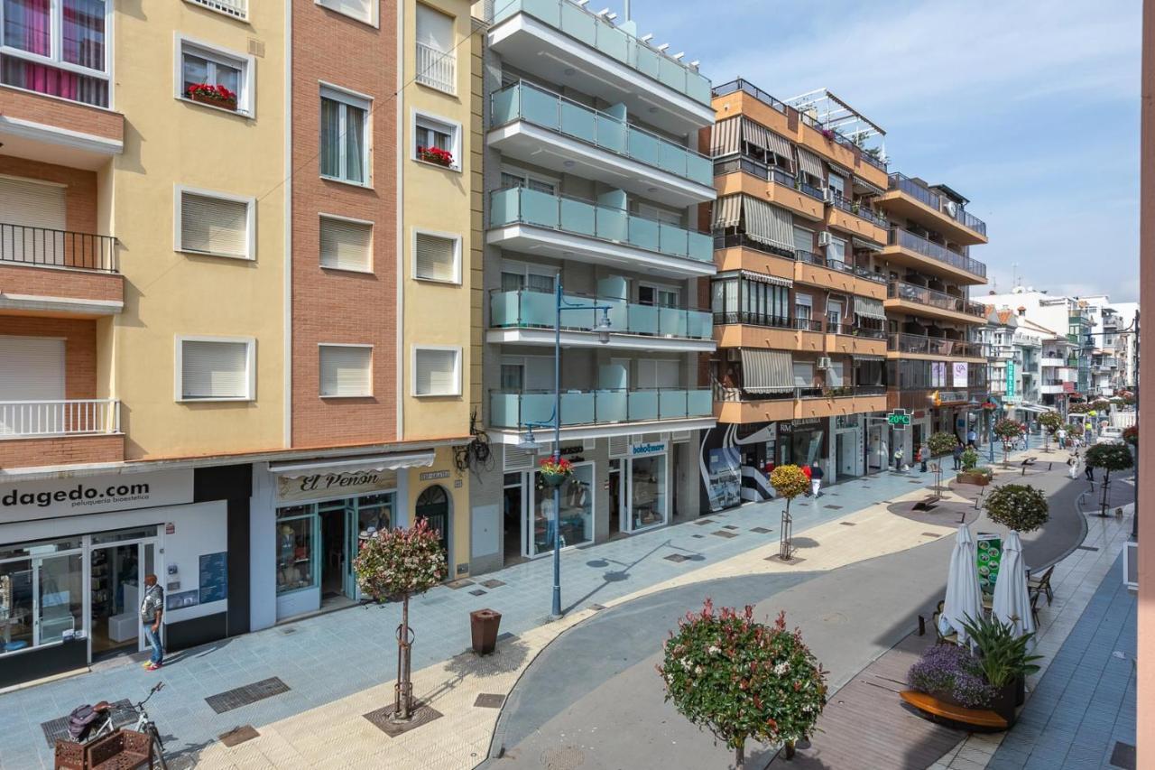 Apartamentos Guerrero Torre Del Mar Exterior photo