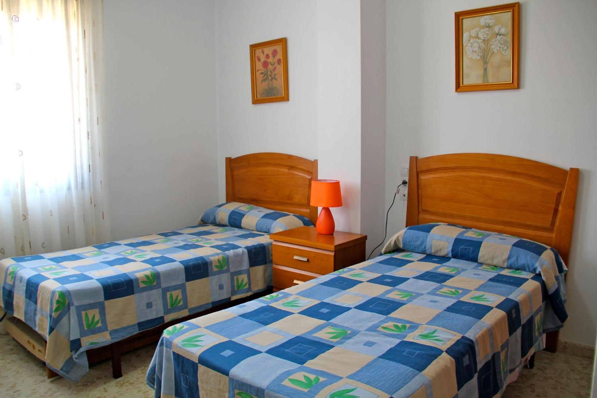 Apartamentos Guerrero Torre Del Mar Room photo