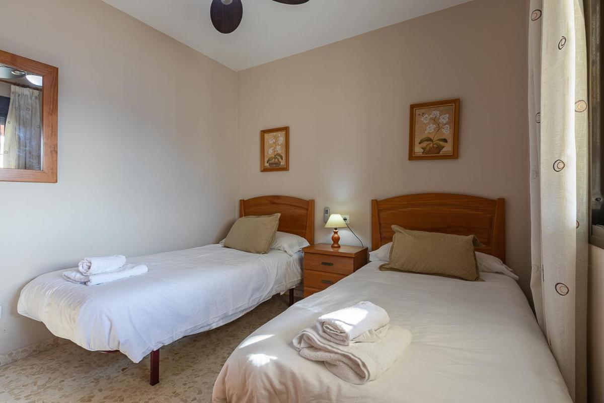 Apartamentos Guerrero Torre Del Mar Exterior photo
