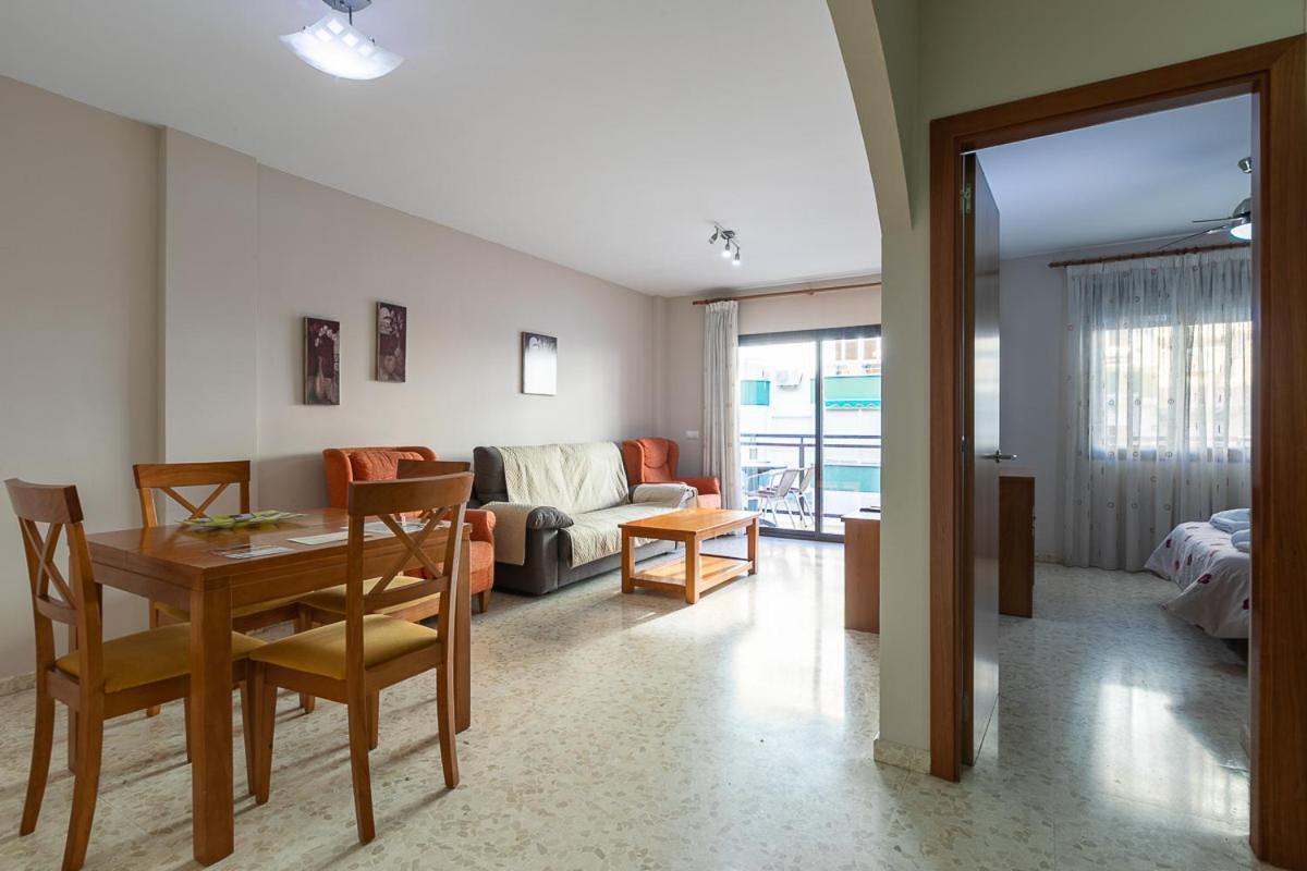 Apartamentos Guerrero Torre Del Mar Exterior photo