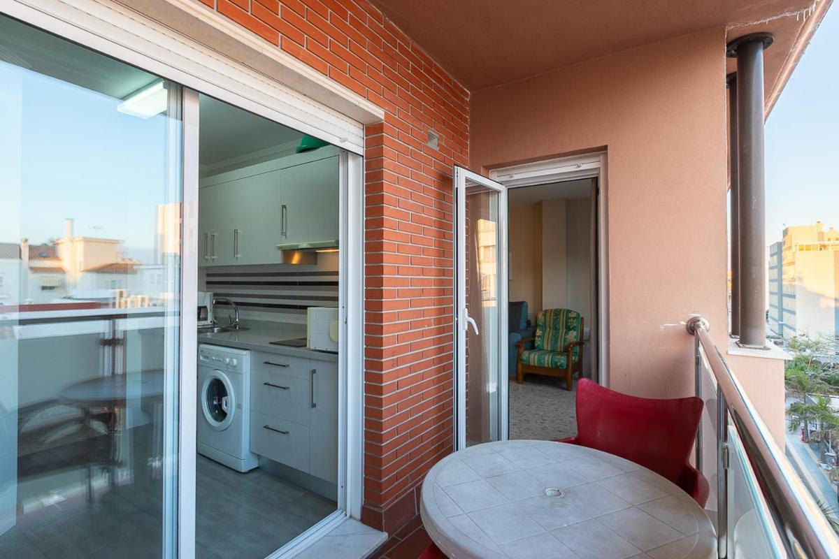 Apartamentos Guerrero Torre Del Mar Exterior photo